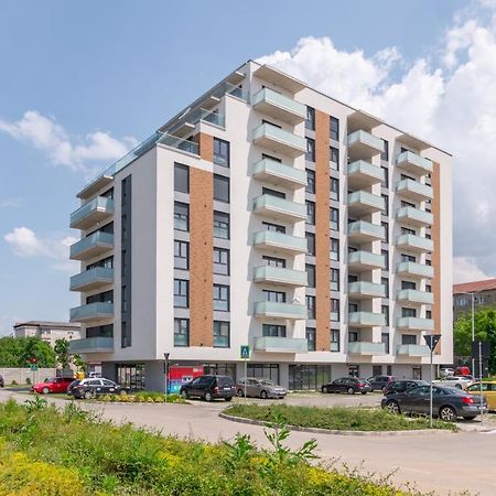 Grand Hill Flats Apartment Oradea Exterior foto
