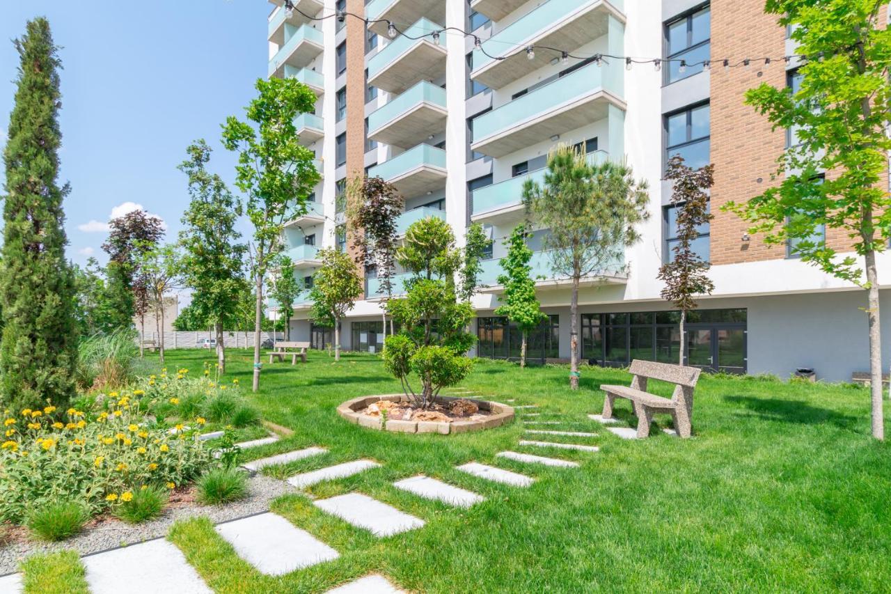 Grand Hill Flats Apartment Oradea Exterior foto