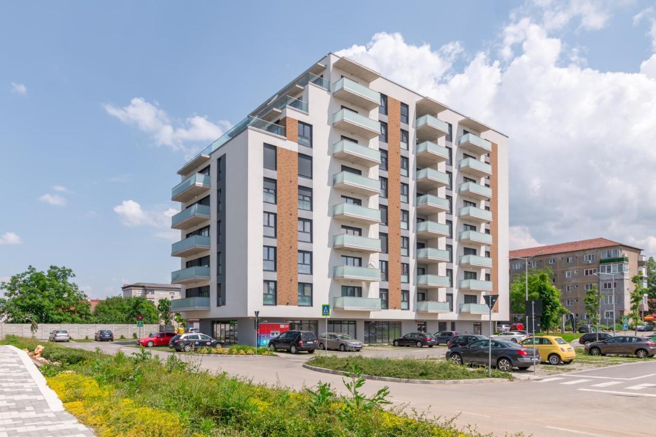 Grand Hill Flats Apartment Oradea Exterior foto