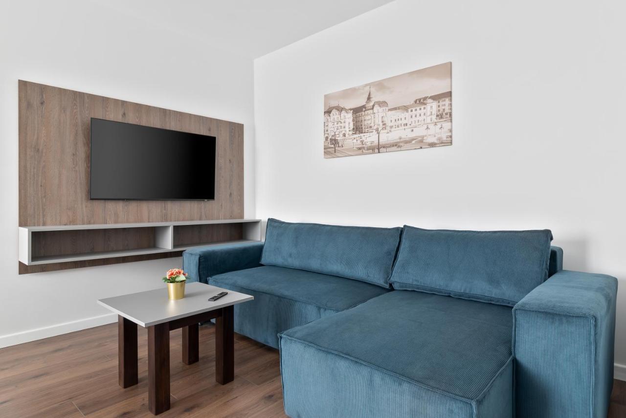 Grand Hill Flats Apartment Oradea Exterior foto