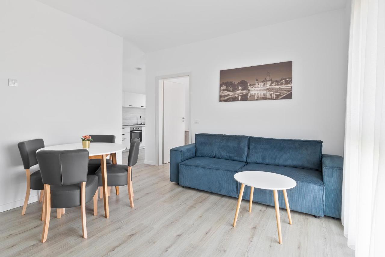 Grand Hill Flats Apartment Oradea Exterior foto